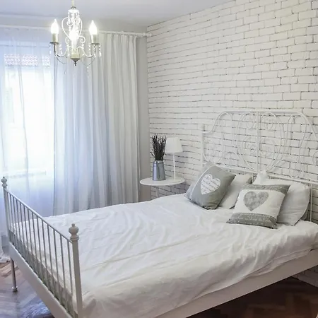 בית הארחה Casa Gloria *